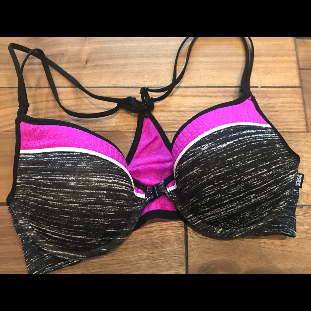 Pink front closure bra. Never worn. 32D